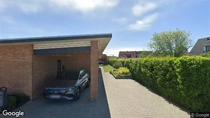 Lejligheder til salg i Silkeborg - Foto fra Google Street View Lejligheder til salg i Silkeborg - Foto fra Google Street View