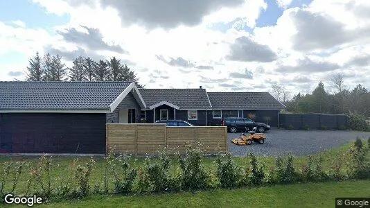 Lejligheder til salg i Strandby - Foto fra Google Street View