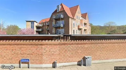 Lejligheder til salg i Silkeborg - Foto fra Google Street View Lejligheder til salg i Silkeborg - Foto fra Google Street View