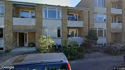 Lejligheder til salg i Charlottenlund - Foto fra Google Street View