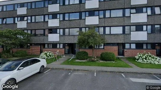 Lejligheder til salg i Humlebæk - Foto fra Google Street View