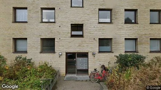 Lejligheder til salg i Brøndby - Foto fra Google Street View