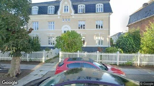 Lejligheder til salg i Hellerup - Foto fra Google Street View